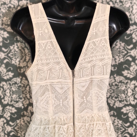 COPY - AEO Crochet Mesh Overlay Peplum Sleeveless Dress FINAL PRICE - Picture 5 of 11